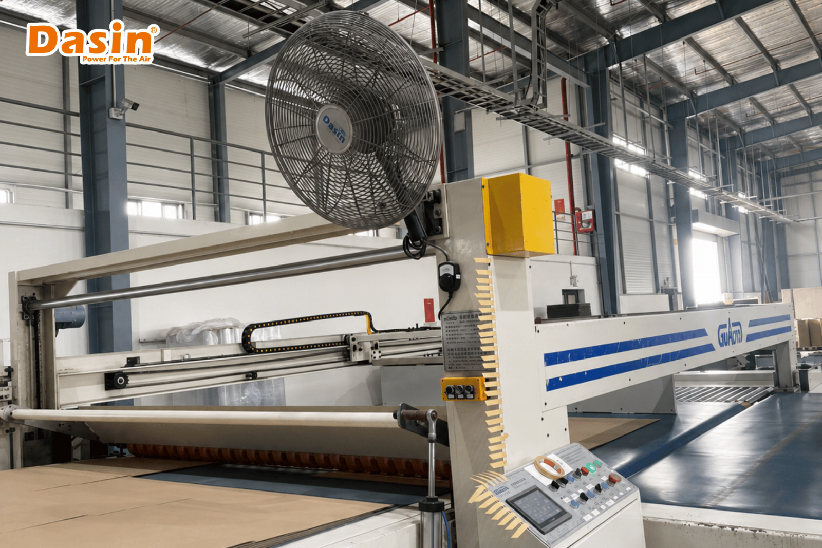 quạt treo tường KWP-2460